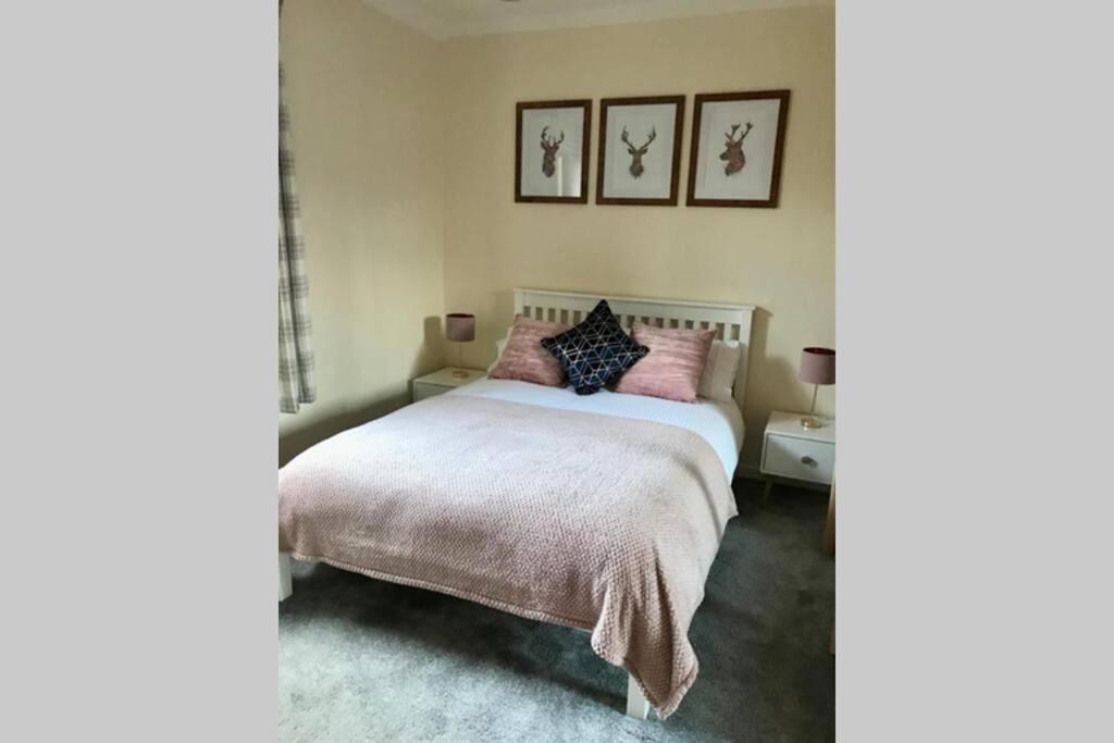 Burnbrae Cottage Breasclete 외부 사진